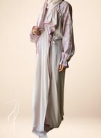 شرشف صلاة لف بيج على بصلي رسم باتيك الطرحة مثبتة