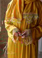 شرشف صلاة لف اصفر مزين بأويا ورد يدوي من لاجور