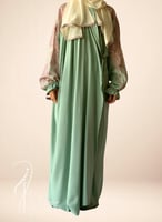 شرشف صلاة رسم باتيك لف اخضر ورسم موف و الطرحة مثبت...