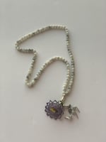 سبحة ٩٩ رمادي مزينة بوردة أويا