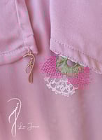 شرشف صلاة لف وردي مزين بالاويا الفاخر من لاجور