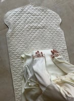 شرشف صلاة لف اوف وايت ستان اويا ورد و الطرحة مثبتة...