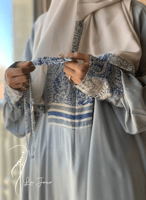 شرشف صلاة سستة رسم باتيك أزرق باستيل الطرحة مثبتة