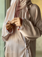 شرشف صلاة لف وردي على موف فاتح بالكروشيه و الورد ا...