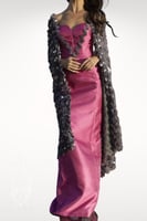 فستان تفتا فوشي مع رمادي تل مطرز