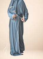 شرشف صلاة لف زيتي على رمادي بالكروشيه و الورد المل...