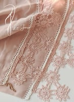 طرح وردي على بيج بوال مزينة بأويا يدوي مميز