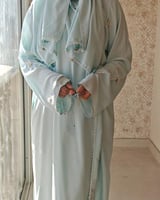 شرشف صلاة لف قطن بارد أزرق بستال بالورد الاويا