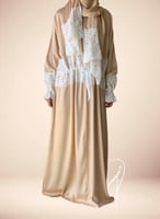 شرشف صلاة سستة دانتيل حزام بيج من لاجور