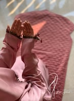 شرشف صلاة لف بصلي وردي بالكروشبه و الورد الاويا ال...