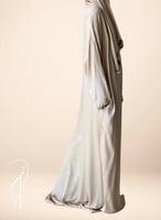 شرشف صلاة بيج ستان اويا ورد بني و ابيض و الطرحة مت...