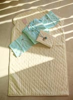 شرشف صلاة لف قطن أزرق بستال بالورد الاويا من لاجور