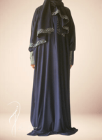 شرشف صلاة سحاب ازرق غامق كحلي و الطرحة مثبتة.