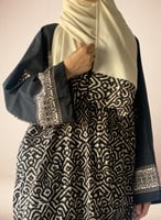 شرشف صلاة سستة طرحة اسودو بيج منقوش بني منفصلة.