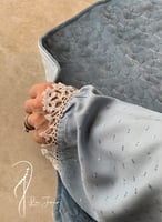 شرشف صلاة سحاب ازرق كروشيه يدوي