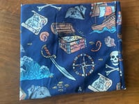 طوق شال متعدد الاستخدامات