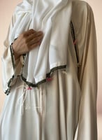 شرشف صلاة بيج سستة اويا تركي يدوي و الطرحة مثبتة.