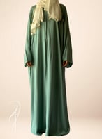 شرشف صلاة سحاب اخضر كروشيه يدوي و الطرحة منفصلة .