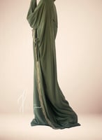 شرشف صلاة لف سكري وزيتي من الجنب يجهز خلال اسبوعين