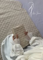 سجادة قطيفة اوف وايت