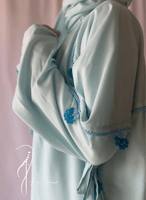 شرشف صلاة لف ازرق مزين بالكروشبه الفاخر