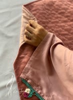 شرشف صلاة لف وردي باستيل مزين بالكروشبه الفاخر