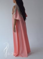 ثوب كم فراشة خربزي