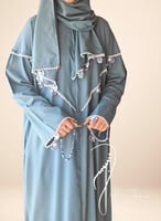 شرشف صلاة قطن سستة ازرق مزين بالكروشيه من لاجور