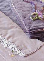 شرشف صلاة سستة موف باستيل بالكروشيه و الورد الاويا