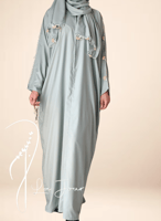 شرشف سستة رمادي على اخضر مزين بالكروشيه ذهبي من لا...