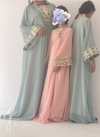 فستان كيمونو للأطفال مطرز