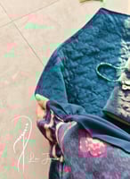 شرشف صلاة لف رسم باتيك كحلي بترولي مع فوشي