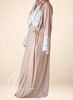 شرشف صلاة لف قطن بارد باج مزين بالدنتيل الأبيض من...