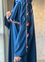 شرشف صلاة سحاب أزرق كحلي كروشيه يدوي أحمر