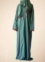 شرشف صلاة سحاب فيروزي و فوشي مزين بالكروشي يدوي و...