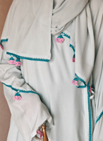 شرشف صلاة لف قطن بارد أخضر باستال على ازرق مزين بك...