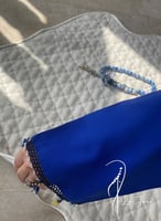 شرشف صلاة لف أزرق مزين بالكروشيه و الورد الاويا