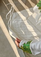 شرشف صلاة لف ابيض مزين ترتر كروشيه اخضر الفاخر