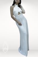 قميص نوم وروب ابيض حرير و دانتيل