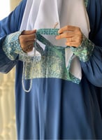 شرشف صلاة سستة رسم باتيك أزرق وتفني من لاجور