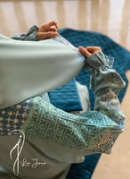 شرشف صلاة لف رسم باتيك درجات تفني و فيروزي الطرحة...