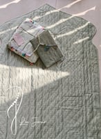 شرشف صلاة لف أخضر فاتح بالورد الاويا تركي فاخر