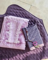 شرشف صلاة لف موف مزين بالاويا كروشيه ورد بنفسجى و...