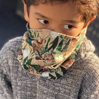 طوق شال متعدد الاستخدامات