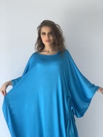 فستان حرير فيروزي درابيه فري سايز يلبس بعدة طرق