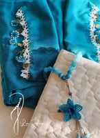 شرشف صلاة لف ازرق بالكروشيه و الورد الاويا مميز