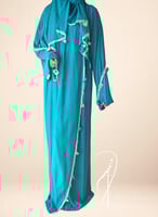 شرشف صلاة قطن بارد لف أزرق بالكروشيه من لاجور