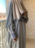 شرشف صلاة سستة رسم باتيك أزرق باستيل الطرحة مثبتة