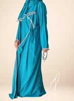 شرشف صلاة لف ازرق بالكروشيه و الورد الاويا فاخر من...