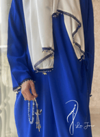 شرشف صلاة لف أزرق مزين بالكروشيه و الورد الاويا